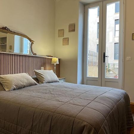 Coeur De Ville, Garage Prive Et Gratuit Avec Terrasse ! Cahors Exteriér fotografie