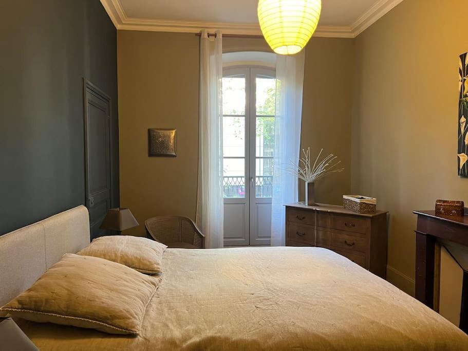 Coeur De Ville, Garage Prive Et Gratuit Avec Terrasse ! Cahors Exteriér fotografie