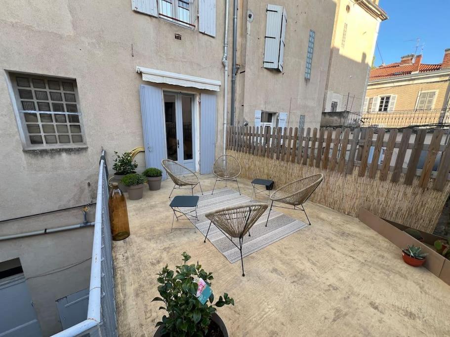 Coeur De Ville, Garage Prive Et Gratuit Avec Terrasse ! Cahors Exteriér fotografie