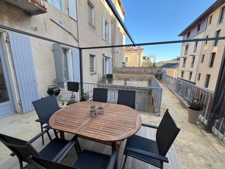 Coeur De Ville, Garage Prive Et Gratuit Avec Terrasse ! Cahors Exteriér fotografie